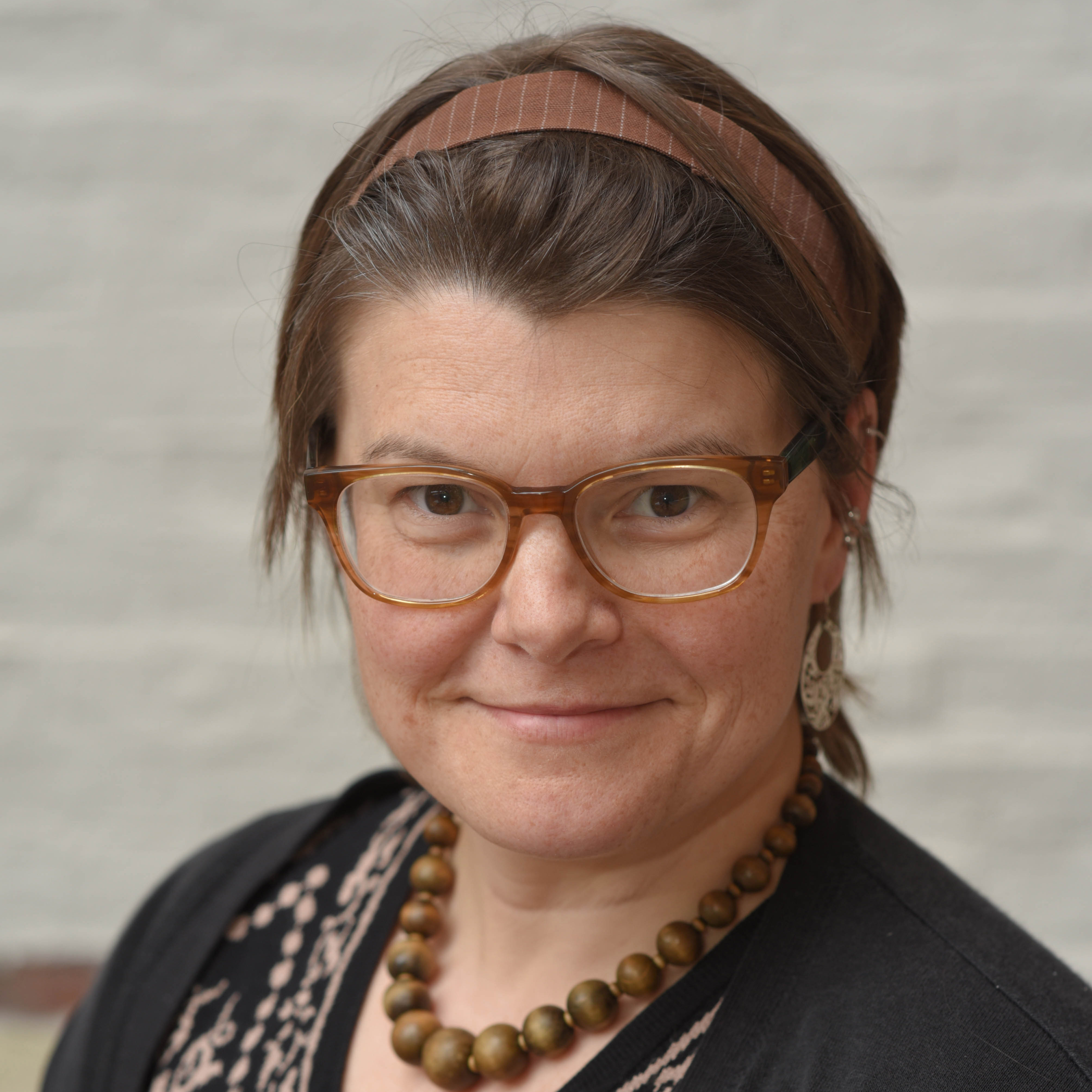 Elizabeth Bojzsa, MFA portrait