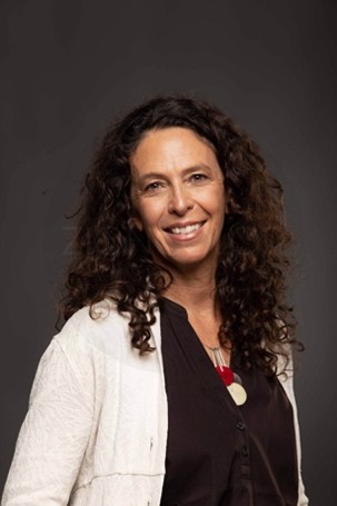 Adriana Michelle Campos Johnson, Associate professor of Comparative Literature